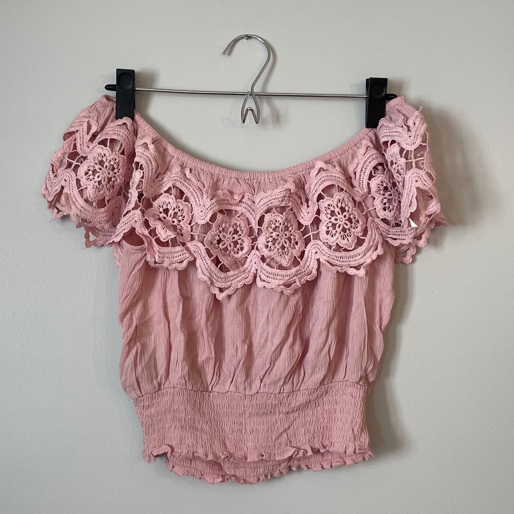 Pink off the shoulder Crop Top (M)